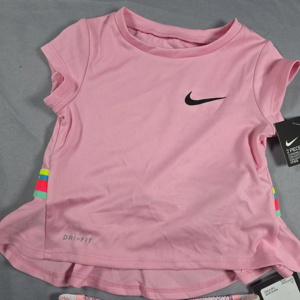 Nike Dri-Fit Little Girl's  2-Piece Graphic Tee & Short Set 2T